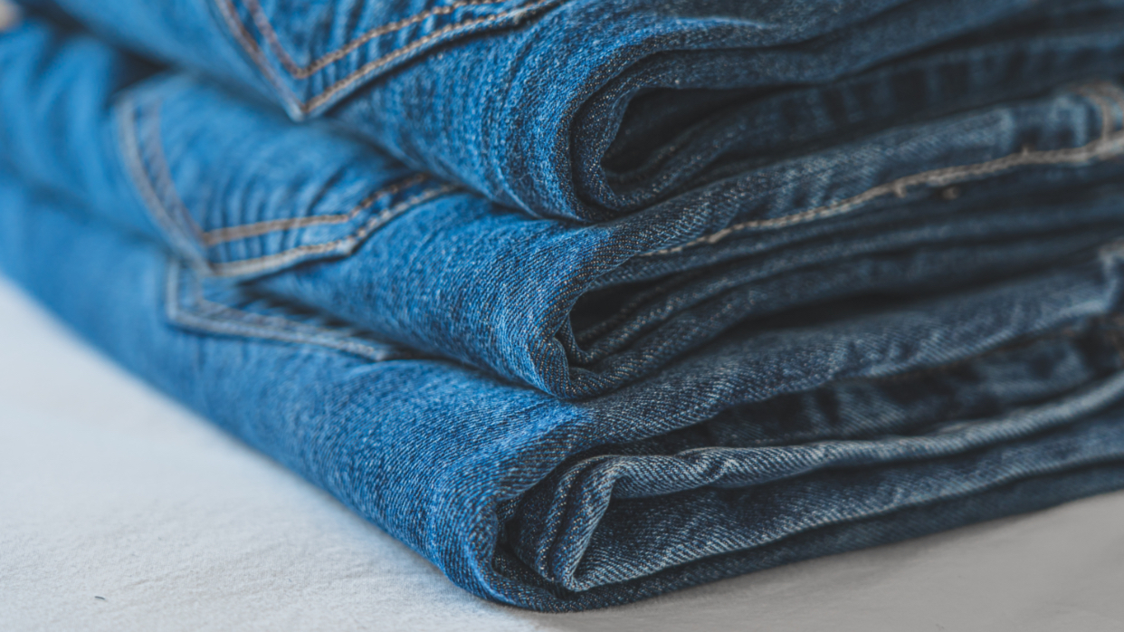 Свободные, прямые или зауженные — как правильно выбрать джинсы